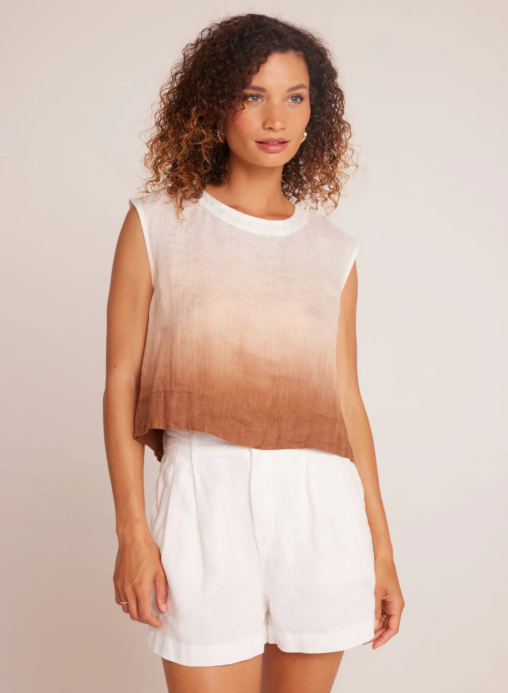 BOXY BUTTON BACT TOP