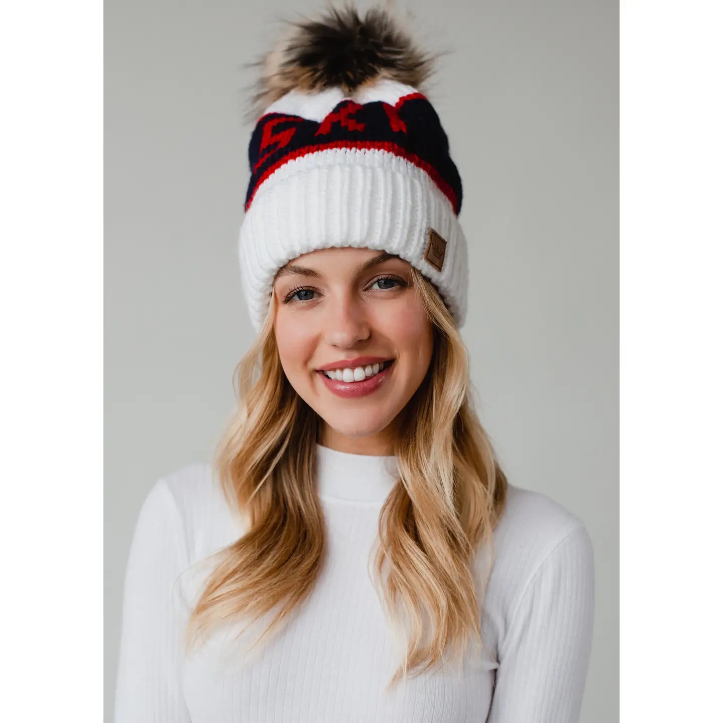 SKI POM POM HAT