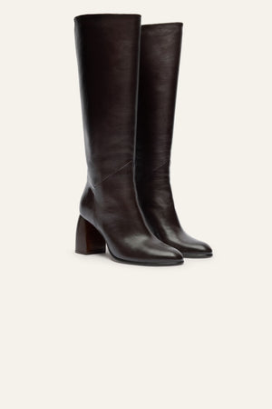 COLUSA HIGH HEELED BOOTS