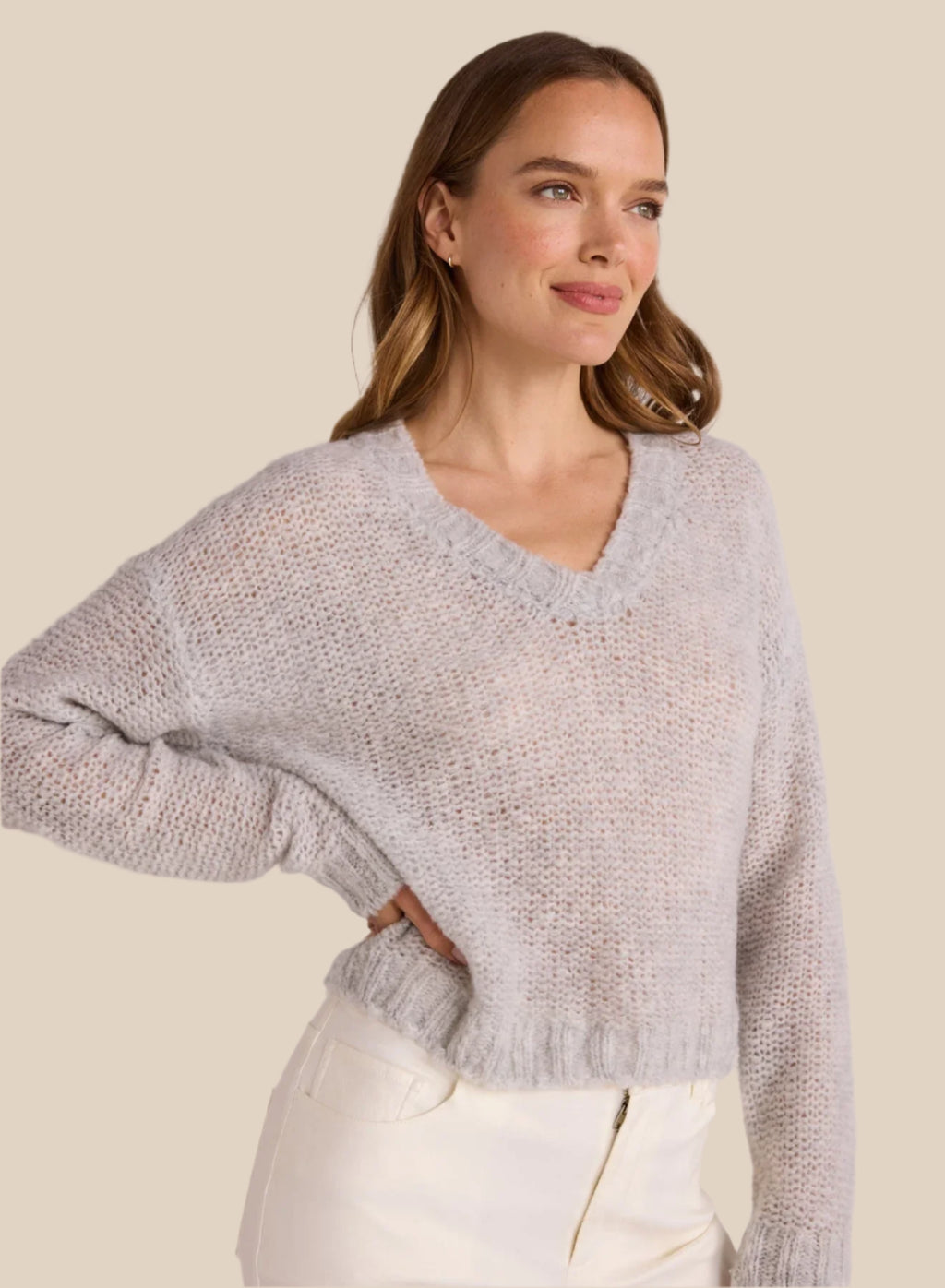 RELAXED V-NECK SWEATER
