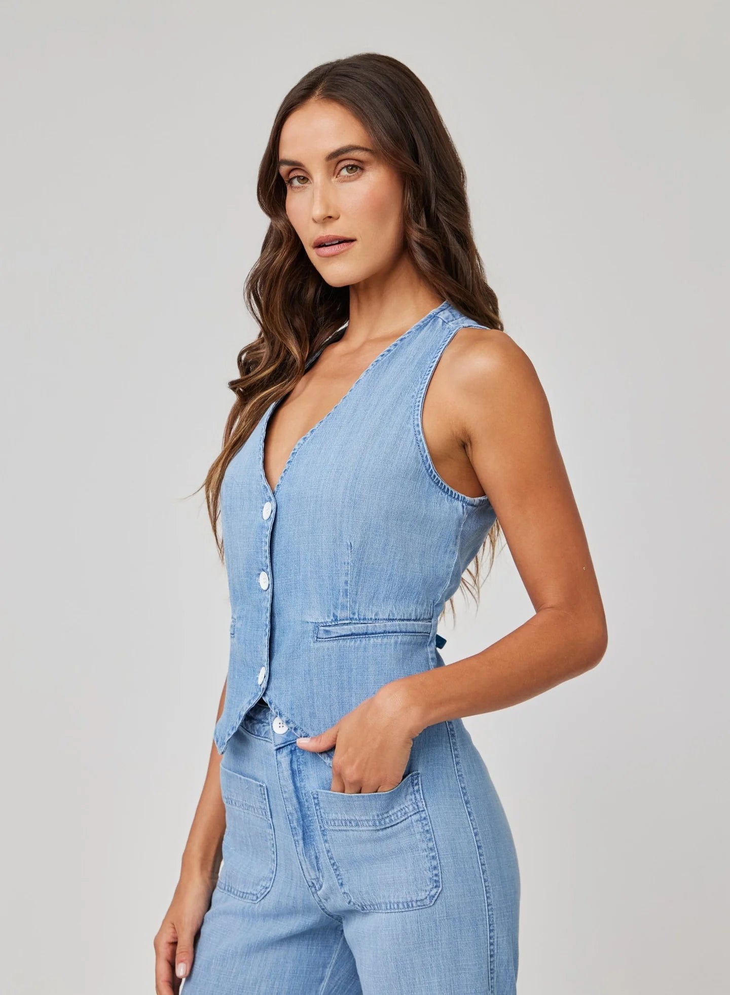 WREN WELT POCKET VEST