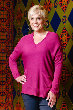 ELLIE SERIOUSLY SOFT LONG SLEEVE V-NECK
