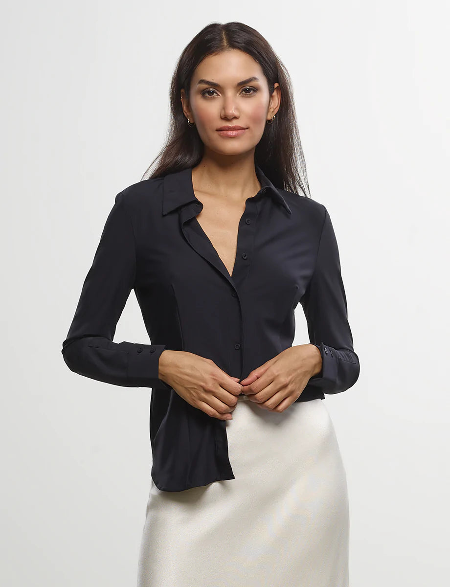 CLASSIC BUTTON DOWN