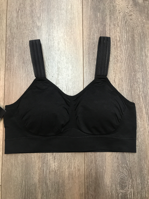 BLACK LACE (attached to black bra)